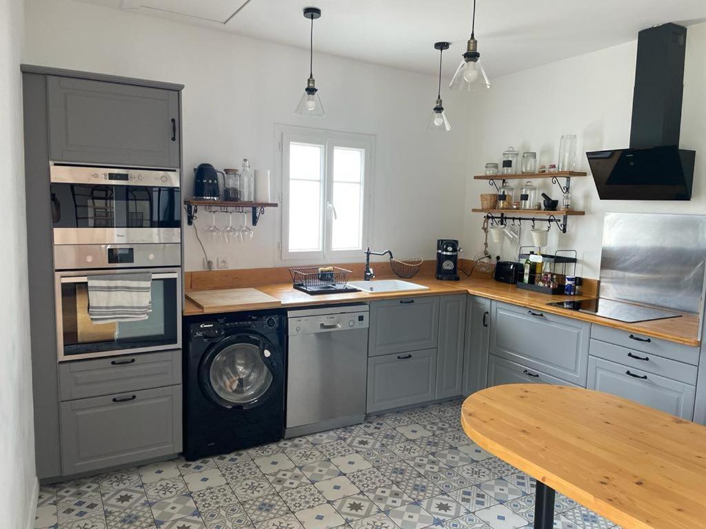 Villa Charmante Echoppe En Pierre Proche Gare à Libourne Extérieur photo